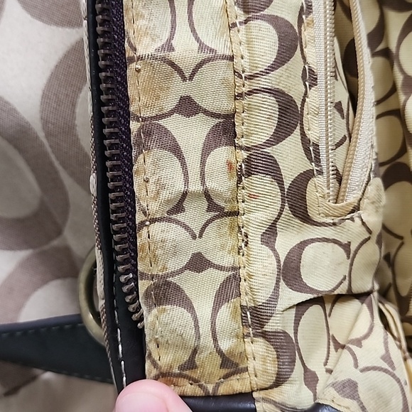 Coach Kristi Siganature Ott Hobo Bag Tan and Black Shoulder Bag - Picture 14 of 16